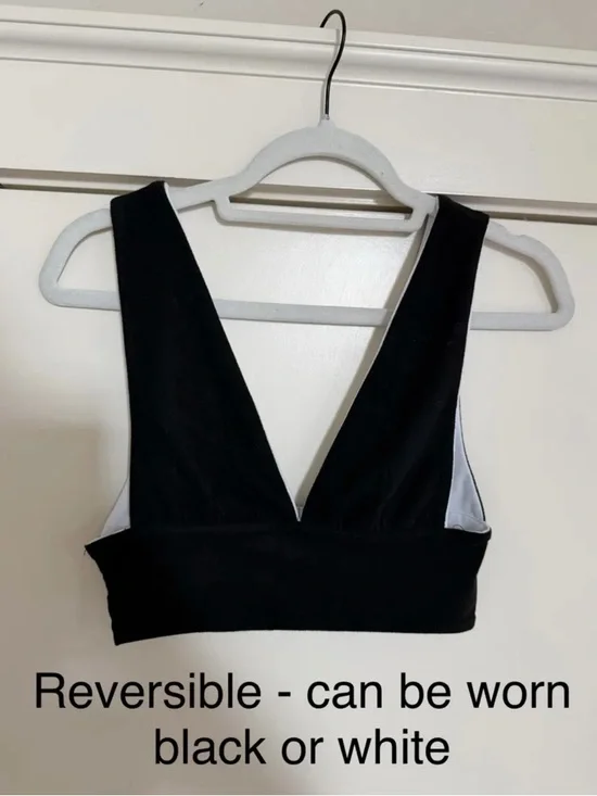 Set of 20 Crop Tops - Great Condition! - Picture 8 of 15